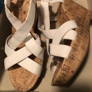 Montego Bay white wedges women’s size 6.5